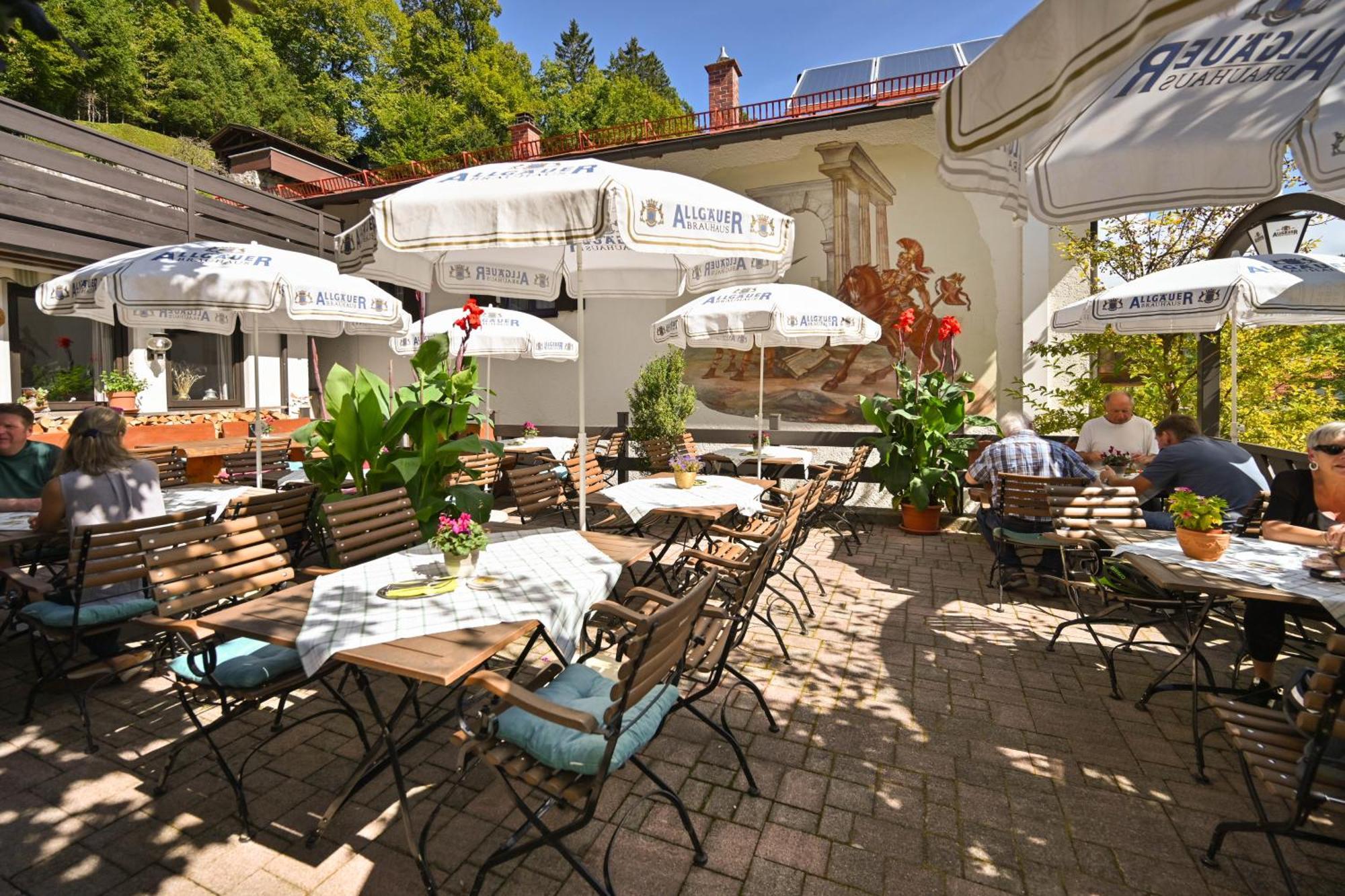 Hotel Restaurant Fruehlingsgarten 3*